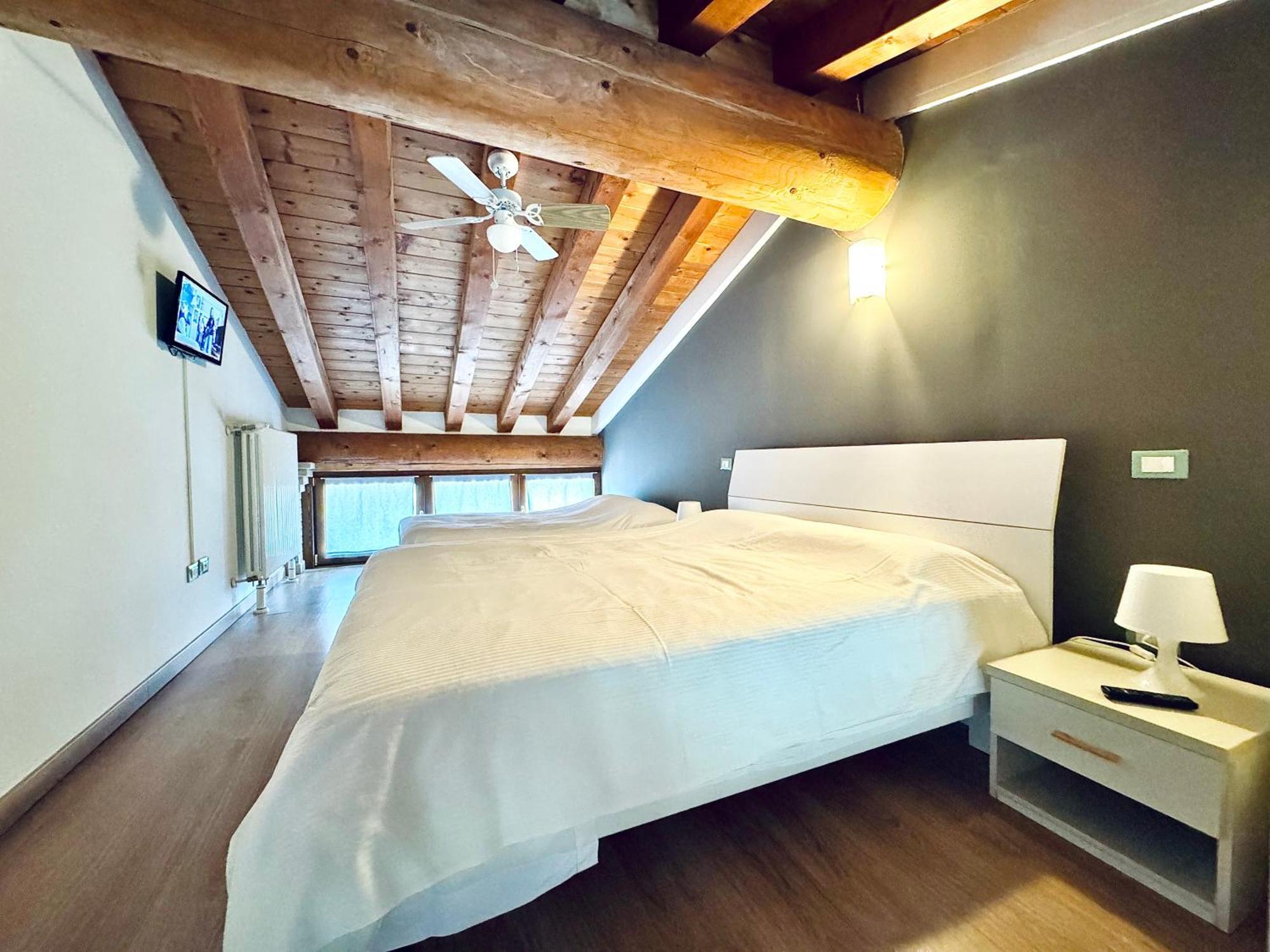 Agriturismo B&B Cascina Reciago Дезенцано-дель-Гарда Экстерьер фото